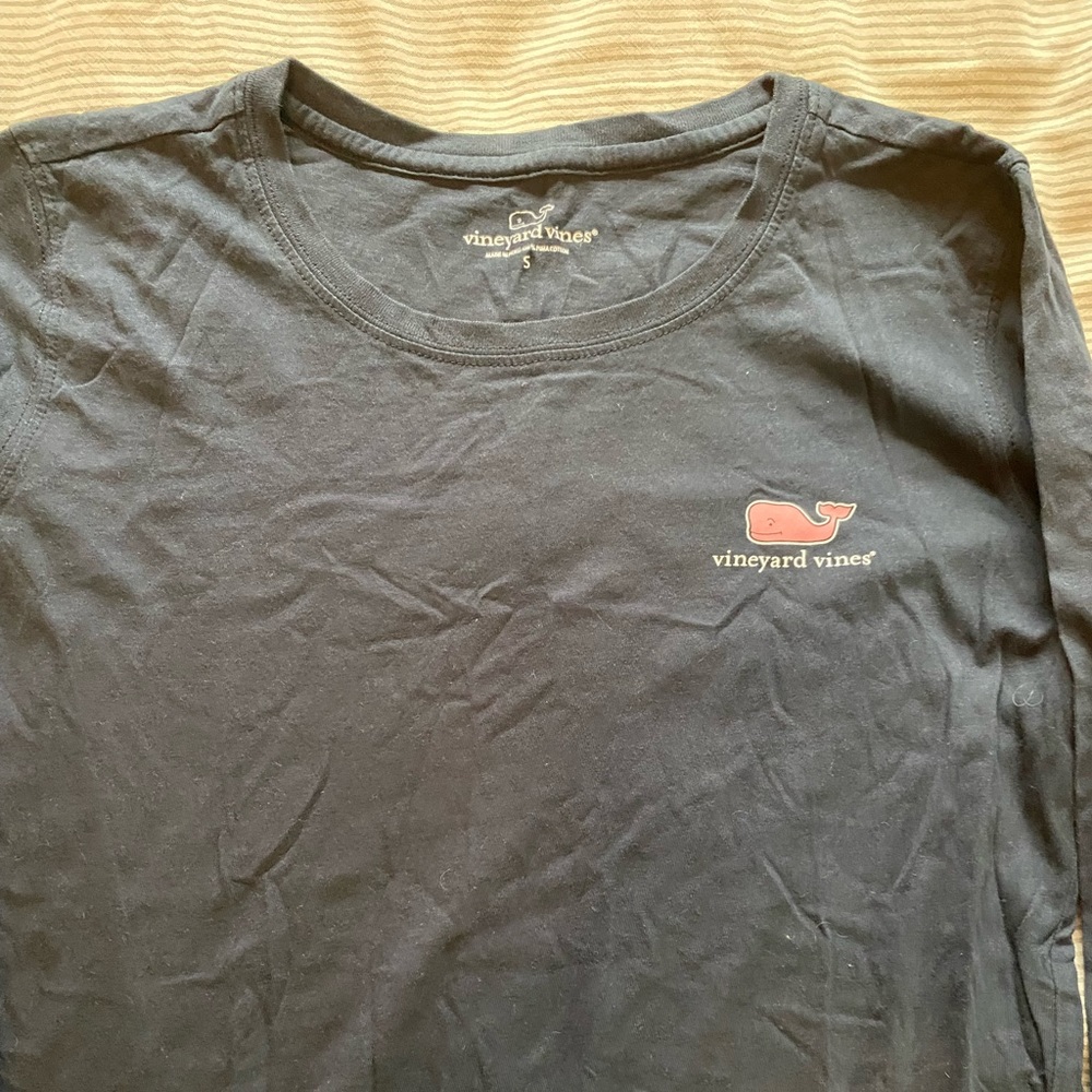 Vineyard vines navy whale long sleeve t shirt